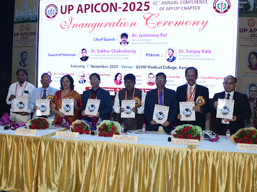 WhatsApp Image 2025-11-15 at 16.50.06 (1)